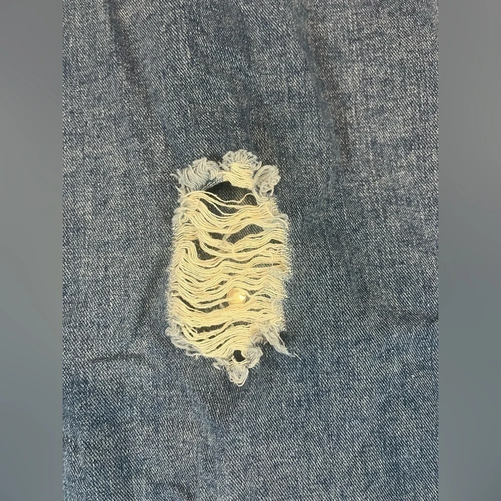 woman’s distressed Jean jacket Sz XL - Picture 5 of 7